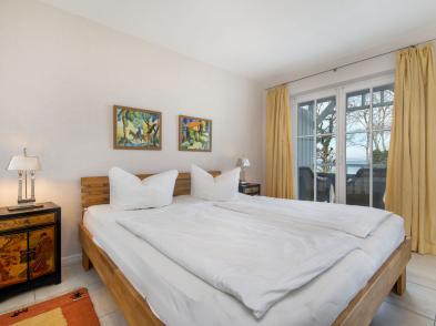 Seeschloss-apartemnt-13-schlafzimmer-mit-balkon